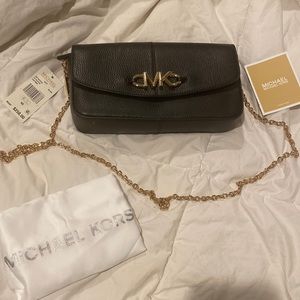 Michael Kors cross body bag, with gold chain accent . New with tags never worn